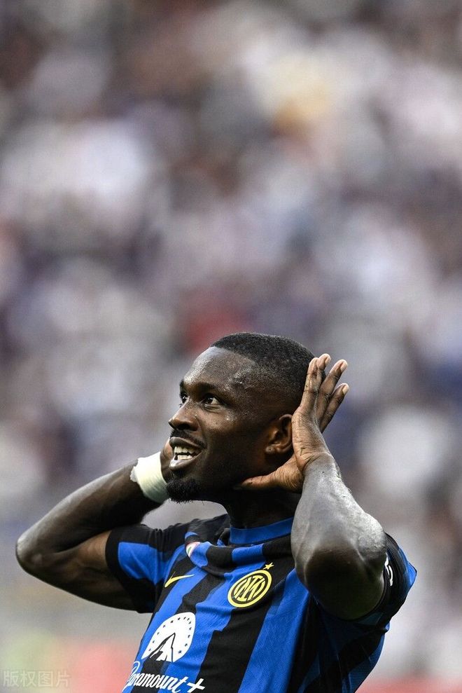 军球队的韧 军球队的韧