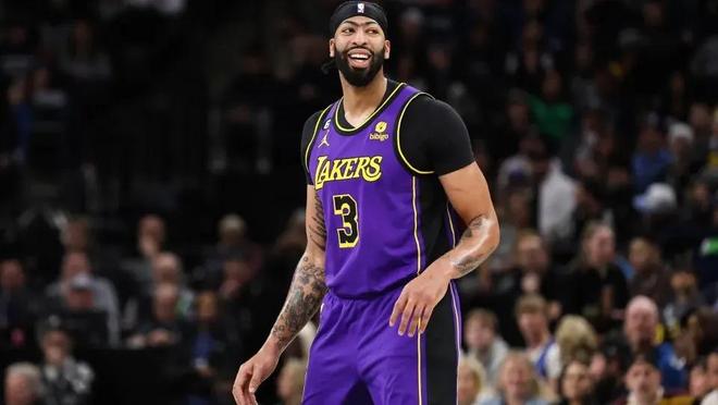 布朗本人暂 布朗本人暂